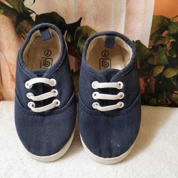 Swiggles Other - Kids Swiggles Toddler Sz 7 Navy Blue Canvas Lace-Up Sneakers Lo-Tops